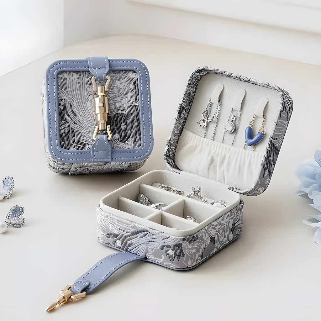 Jacquard Jewelry Case